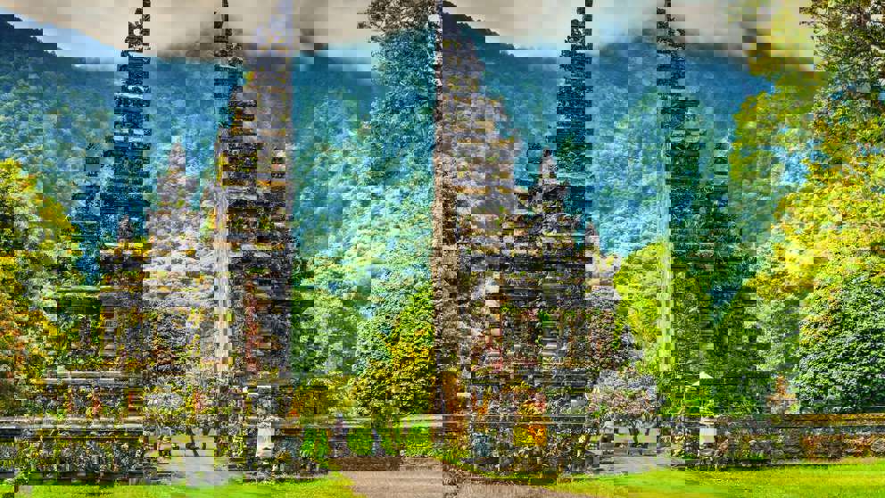 1920X1080 Bali Guardian Statue Indgang Til Hindu Tempel