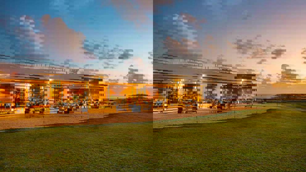 1920X1080 La Reserve Clubhousee