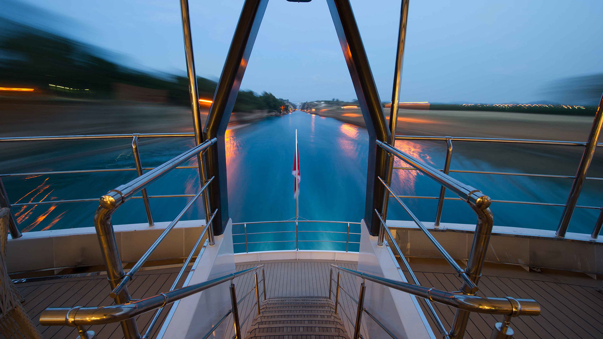 M/Y Variety Voyager