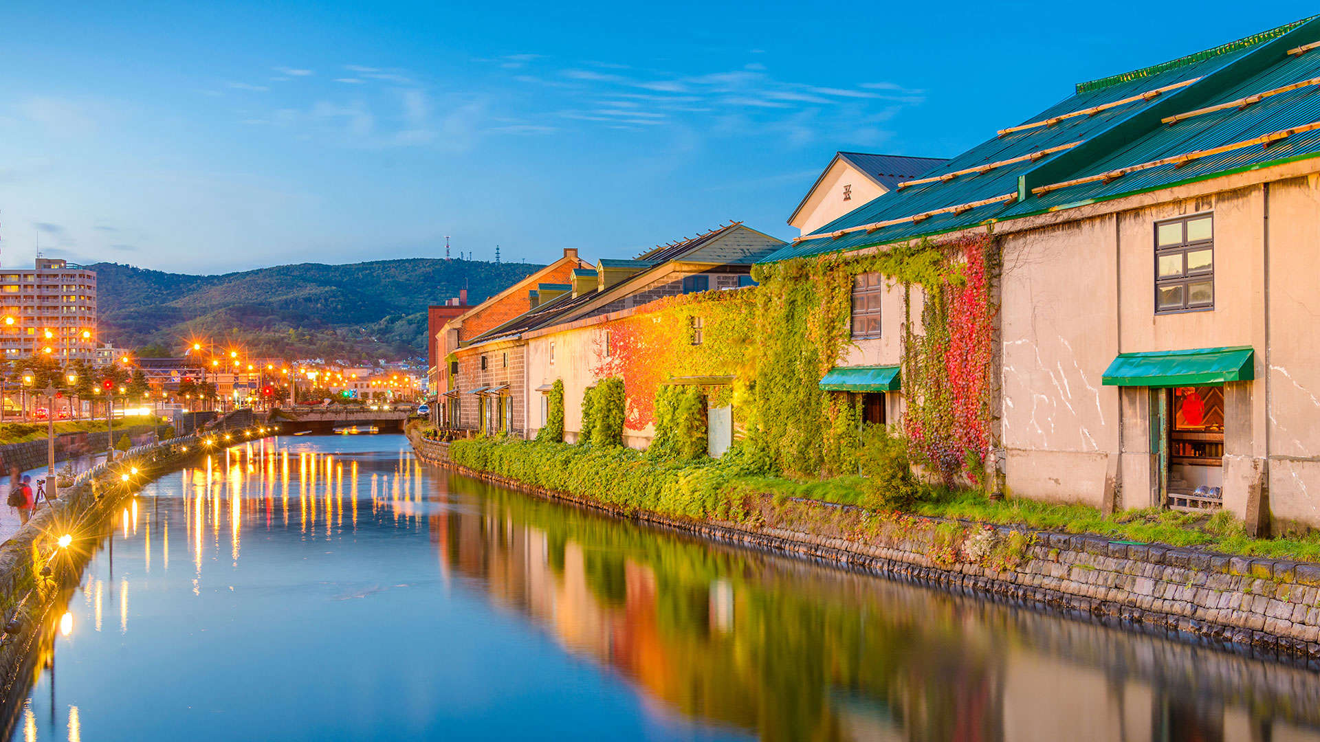 1920X1080 Otaru Canal And Warehouse