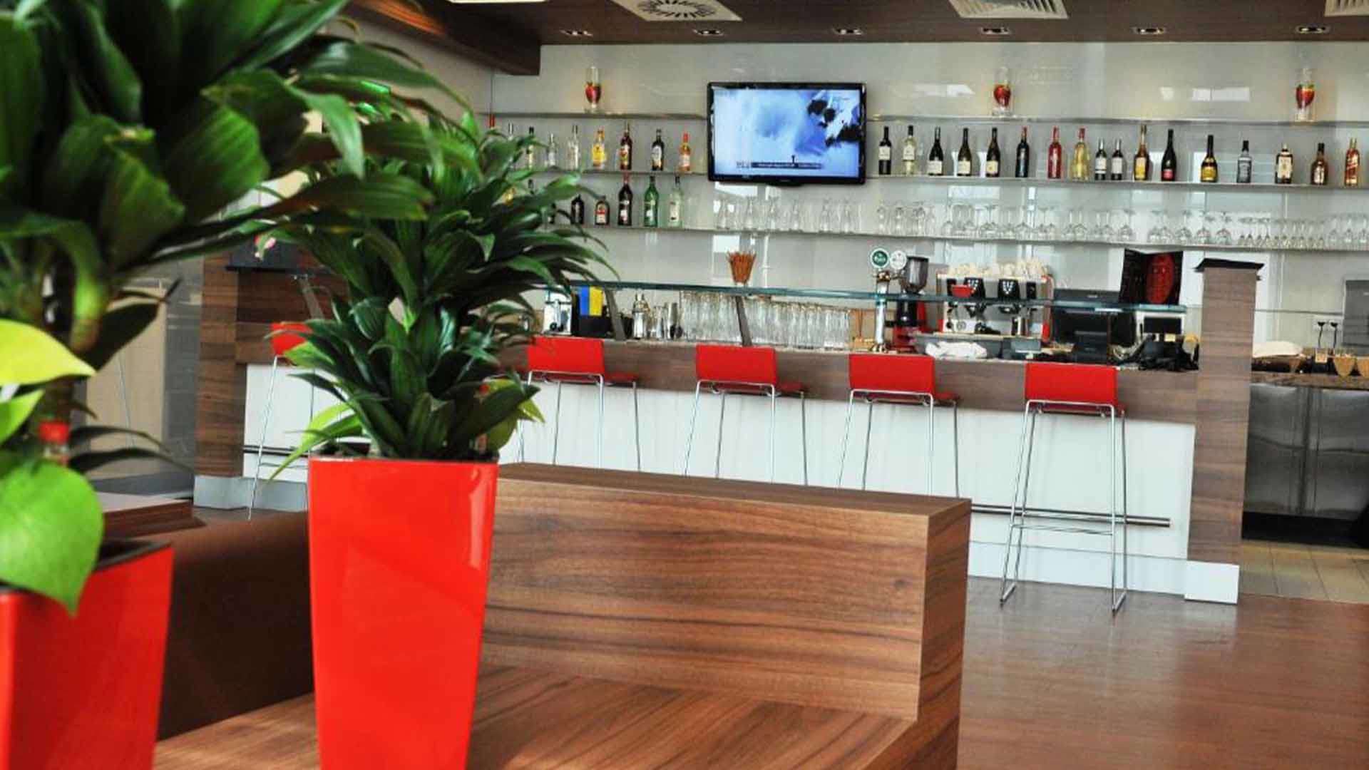 1920X1080 Ibis Bar