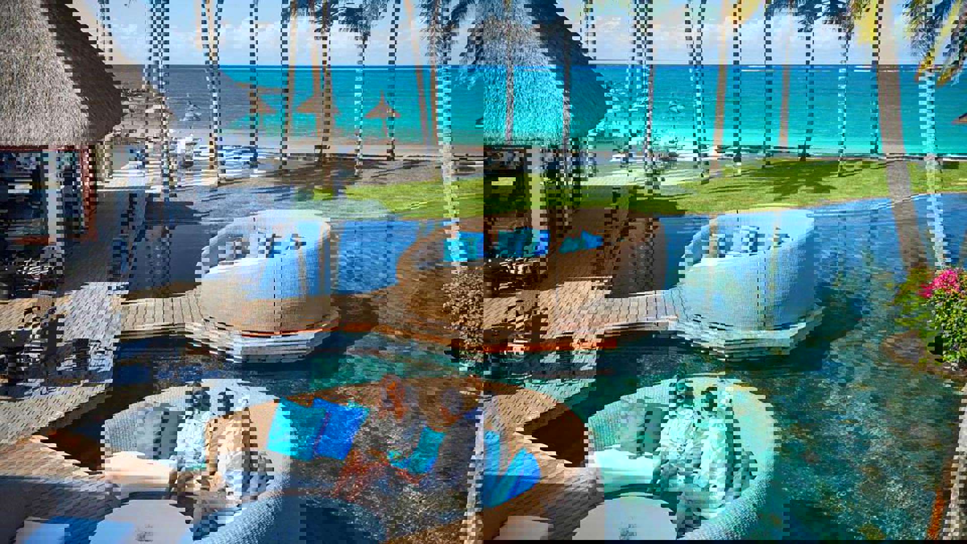 1920X1080 Belle Mare Plage Poolcafe