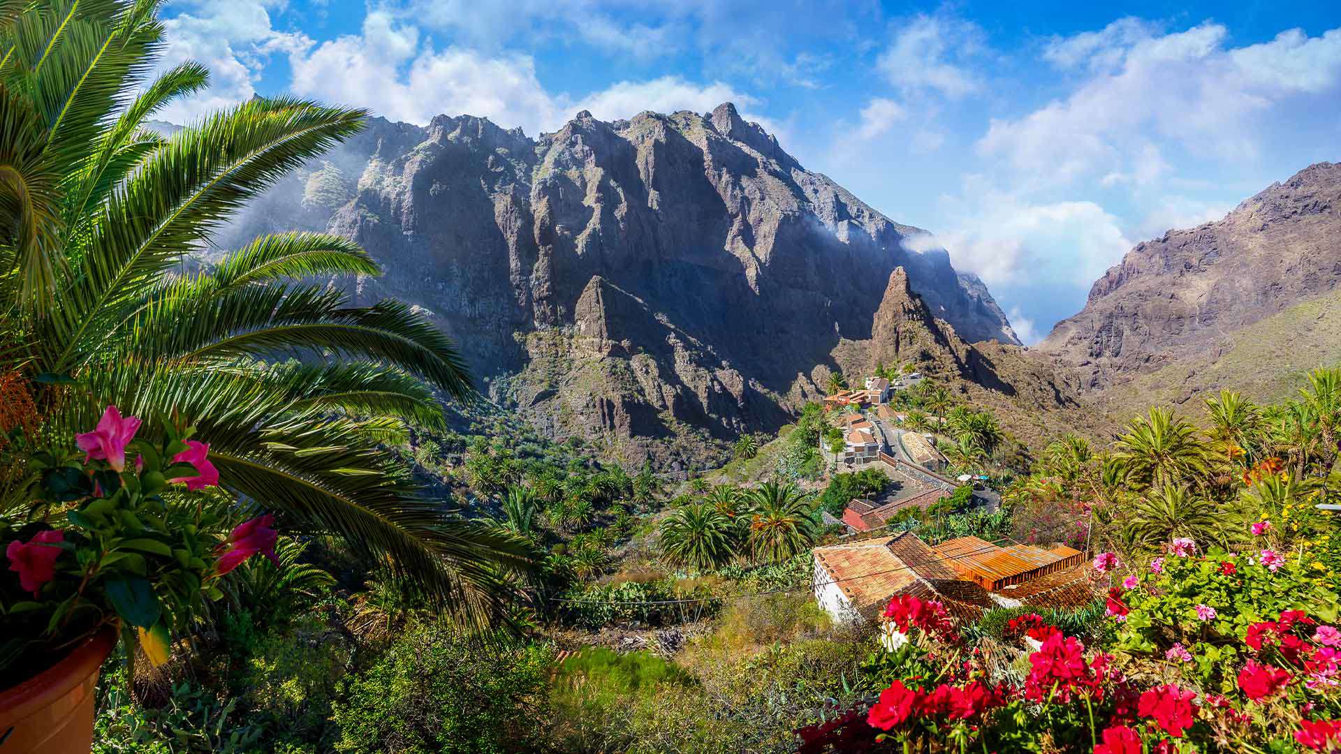 1920X1080 Tenerife Maska Village