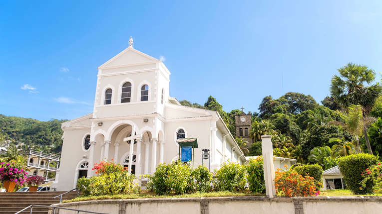 Moyenne Island - Mahe Inter Island Quay