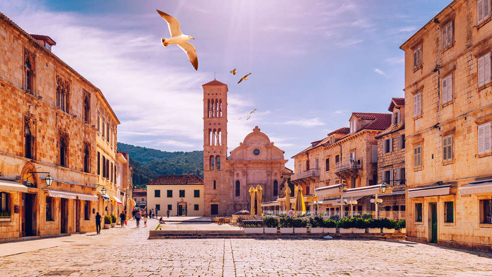 1920X1080 Hvar Plaza