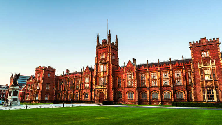 Fra 08:00 til 18:00 - Belfast, Nordirland