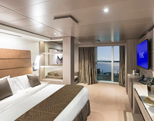 YC1 - Yacht Club Deluxe Suite