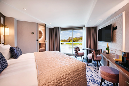 Junior Suite - Diamond Deck