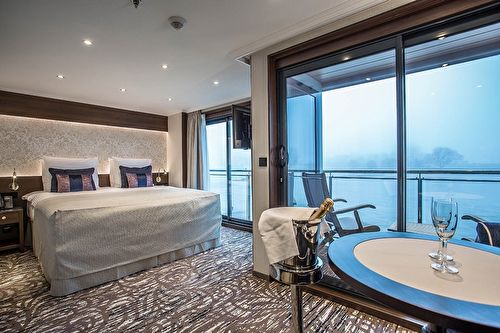 Suite - Diamond Deck