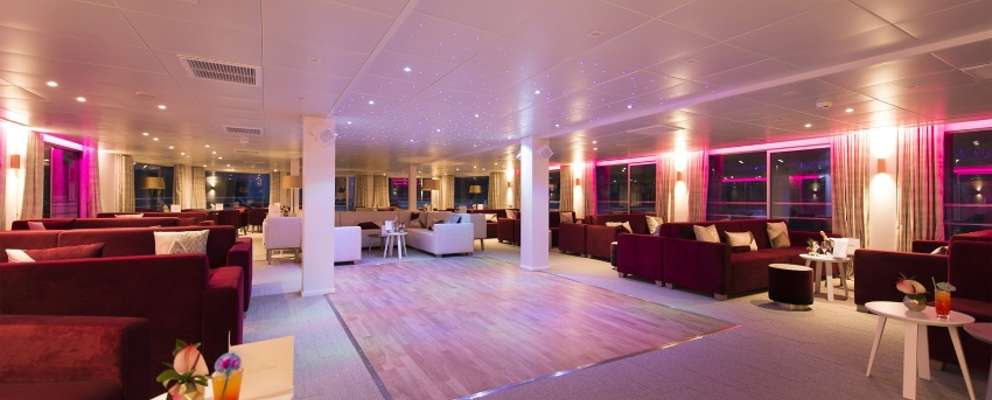 Lounge Bar