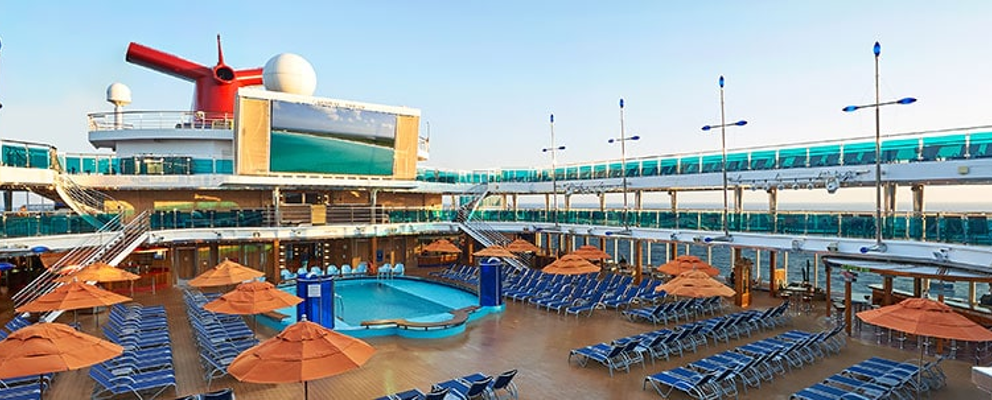 Waves Main Pool