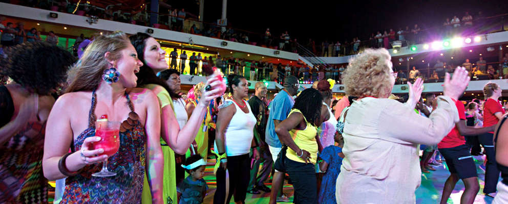 mega-deck-party-1