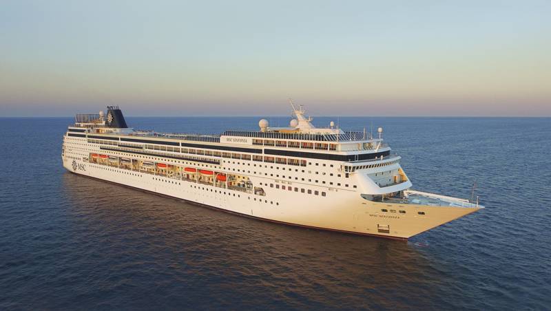 Middelhavet fra Bari med MSC Sinfonia
