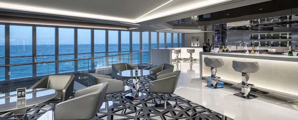 MSC Euribia champagne bar