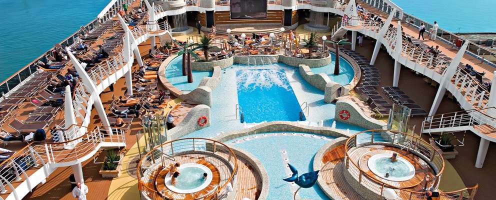 MSC Fantasia pooldæk