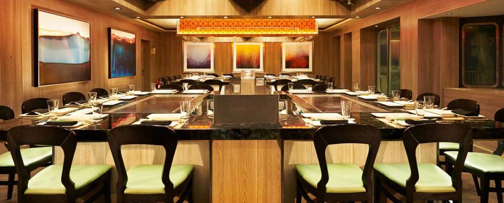 NCL Dawn Teppanyaki restaurant