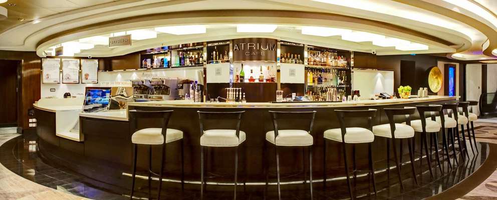 NCL Epic Atrium bar