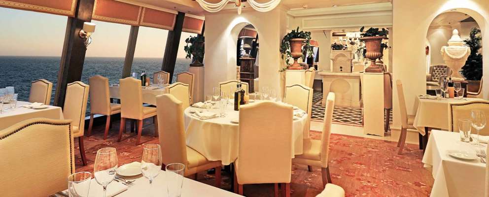 NCL Epic La Cucina Restaurant