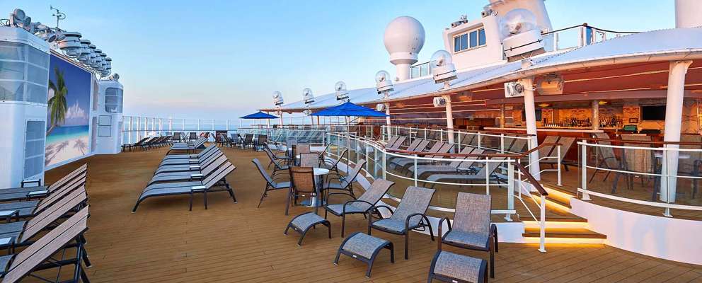NCL Joy Spize H2O Beach Club