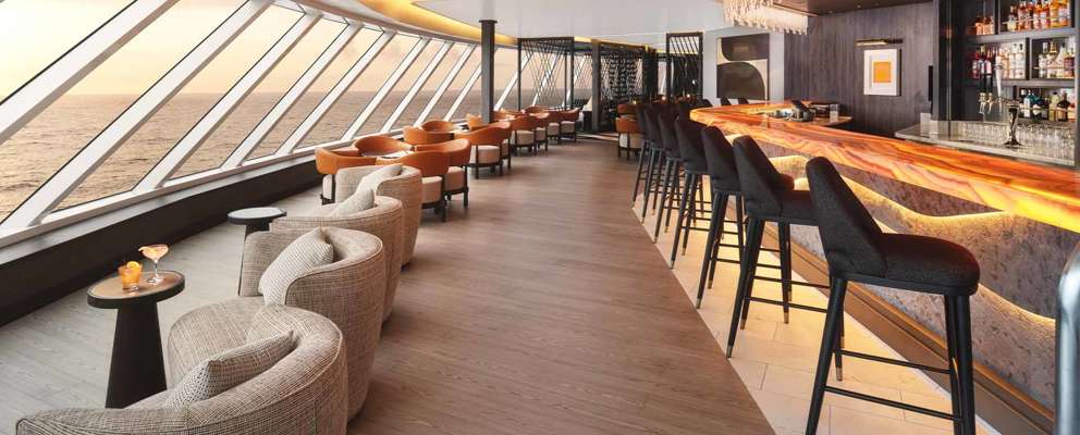 NCL Prima Observation Lounge bar