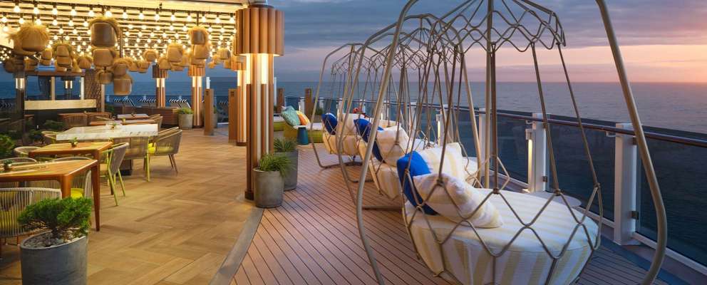 Norwegian Viva Indulge cabanas