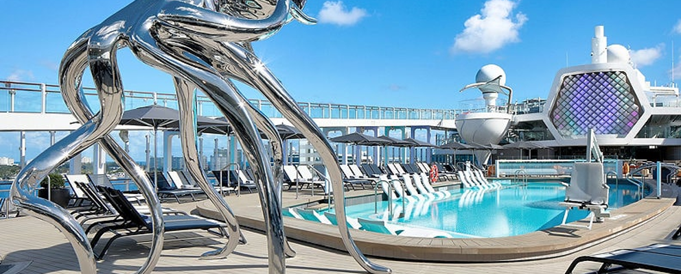 resort-deck