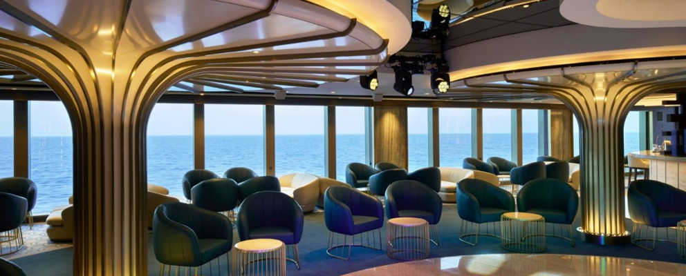 Astern Lounge
