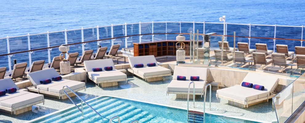 Atoll Pool & Bar