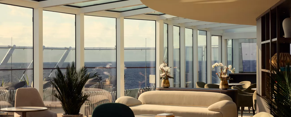 Explora Lounge