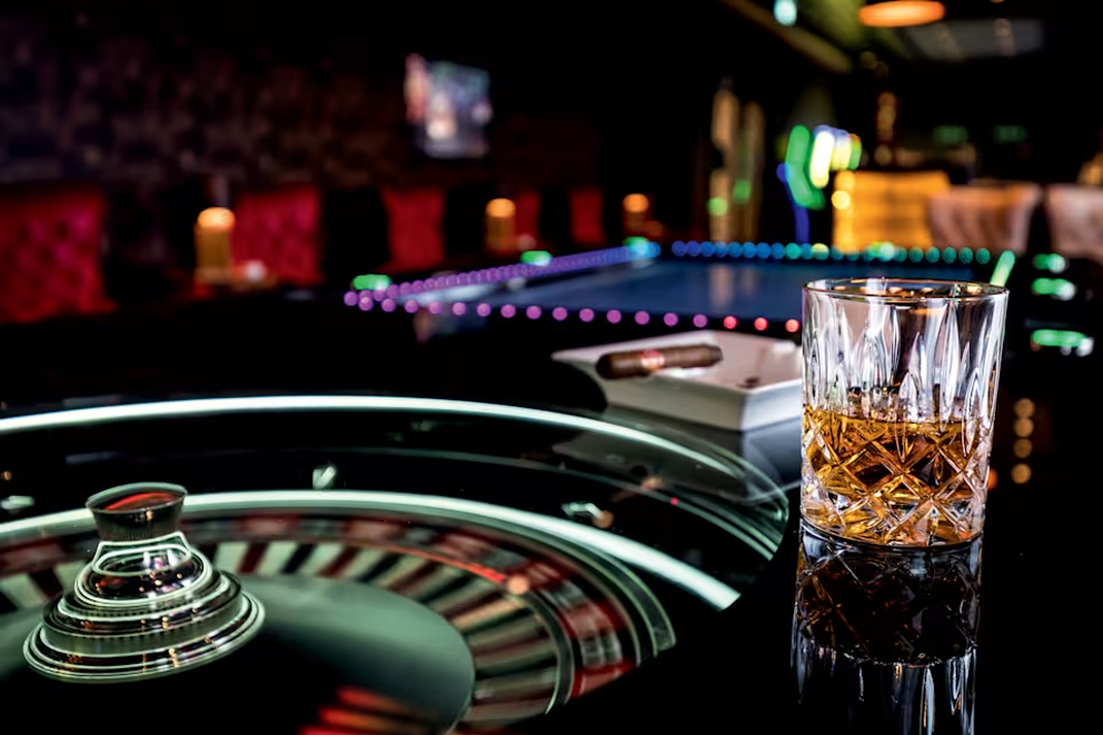 Casino & Lounge