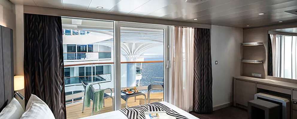 srp_deluxe_suite_aurea_expandible_desktop_700x433