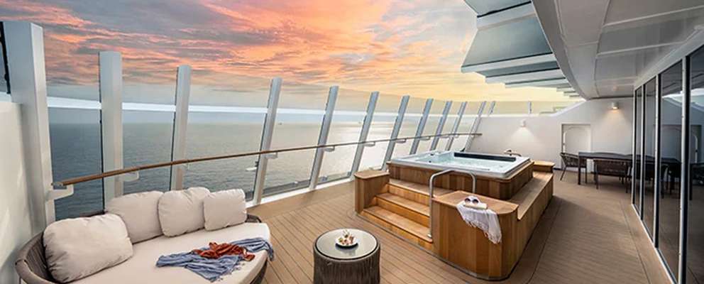 yc4_yc_owners_suite_with_whirlpool_bath_exp