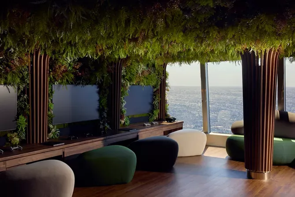 NAUTILUS-LOUNGE