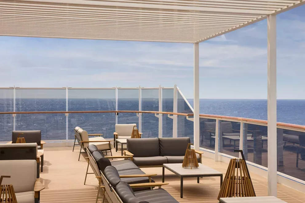 SKY-LOUNGE-2 