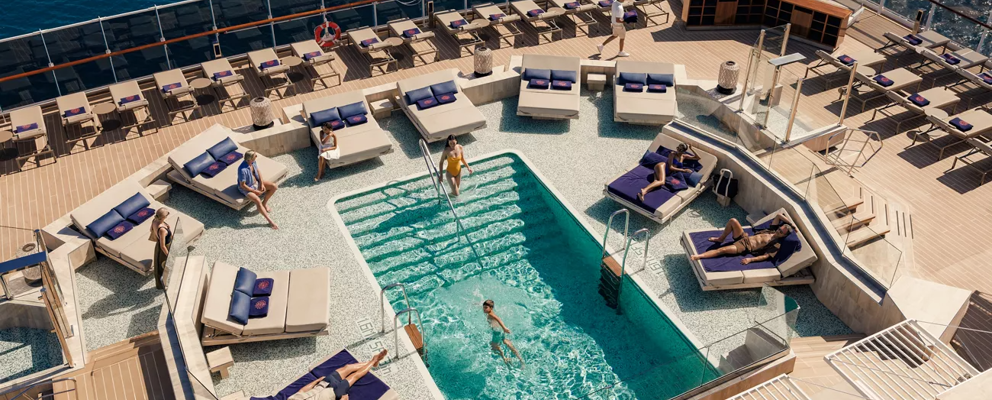 Atoll Pool & Bar