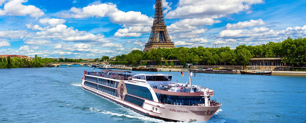 Viva Beyond i Paris